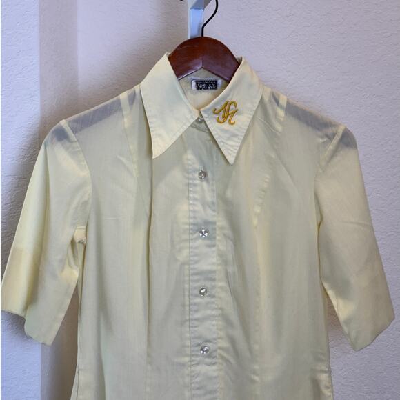 Nally's Career Apparel Yellow Vintage Monogram Hospitality Mini Dress Small - Picture 3 of 6